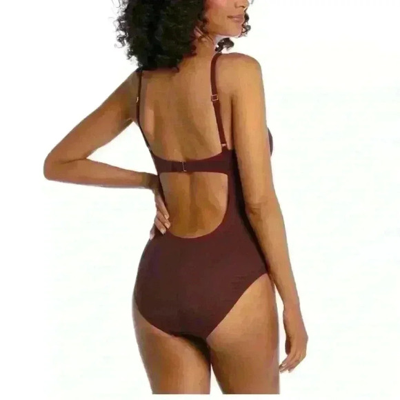 NWT La Blanca Island Goddess Twist Keyhole OnePiece swimsuit Java brown size 12 - Picture 2 of 9